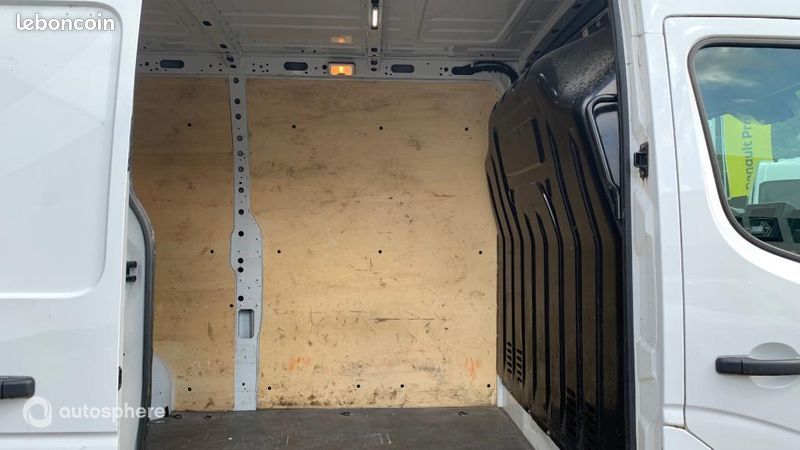 Renault Master Véhicule utilitaire ou Société F3500 L2H2 2.3 Blue dCi 135ch Confort Euro6 (image 25)