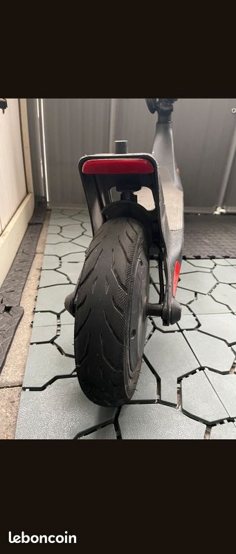 Trotinette électrique (image 3)