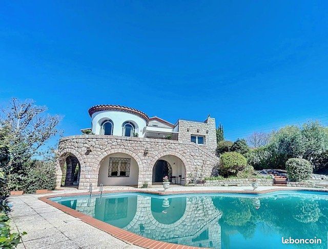 Maison 5 pièces 300 m² · à Perpignan · 300 m² · 649 950 €