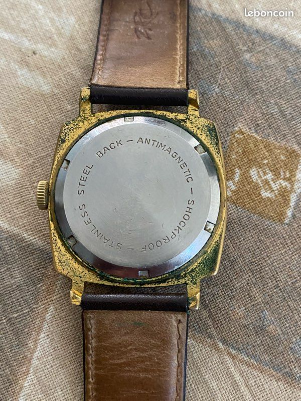 Montre Vintage Elves Chocproof Mécanique - Cadran Vert, Bracelet Cuir Marron - Années 1920-1949