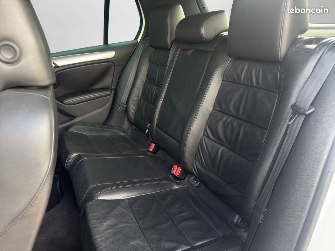 VOLKSWAGEN GOLF 2.0 TSI 270 R 4Motion DSG6 (image 21)