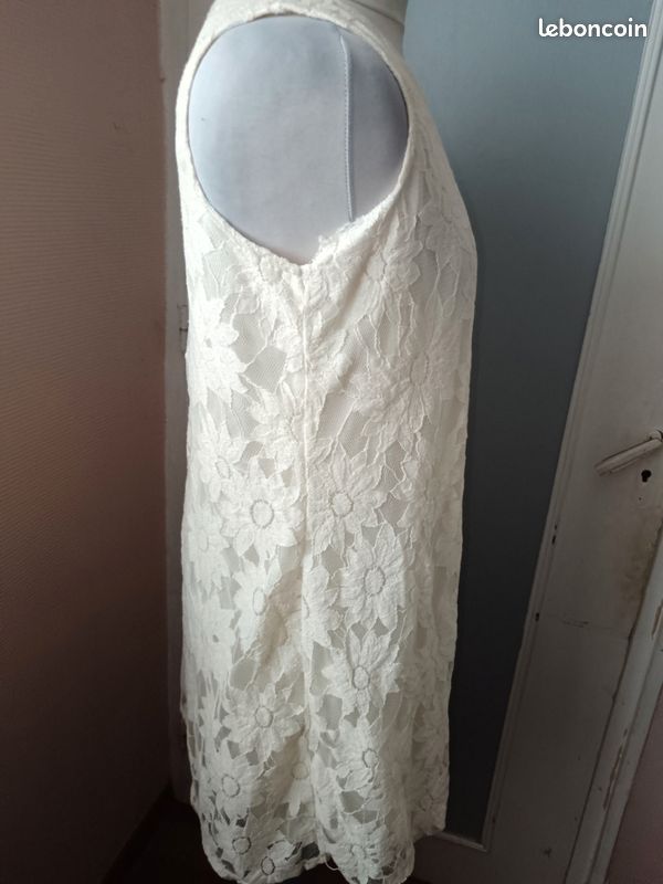 Robe à dentelle crème (image 2)