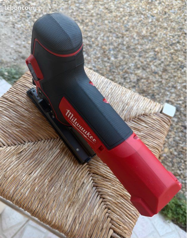Scie sauteuse M18 FBJS 0X Milwaukee 18V nu sans batterie sans chargeur sans boîte (image 4)