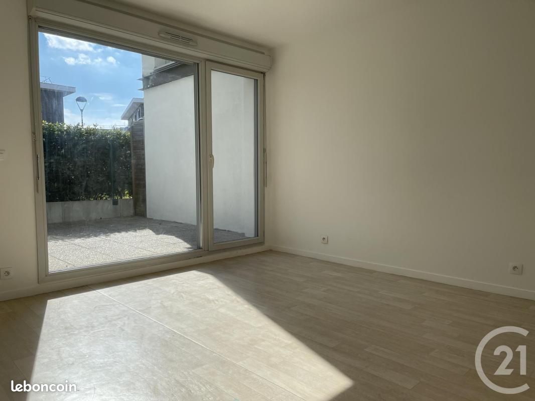 Appartement 2 pièces 41 m² · à Athis-Mons · 41 m² · 869 €