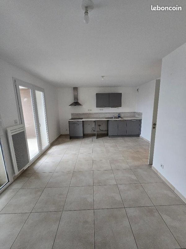 Appartement a louer beziers - 2 pièce(s) - 38 m2 - Surfyn