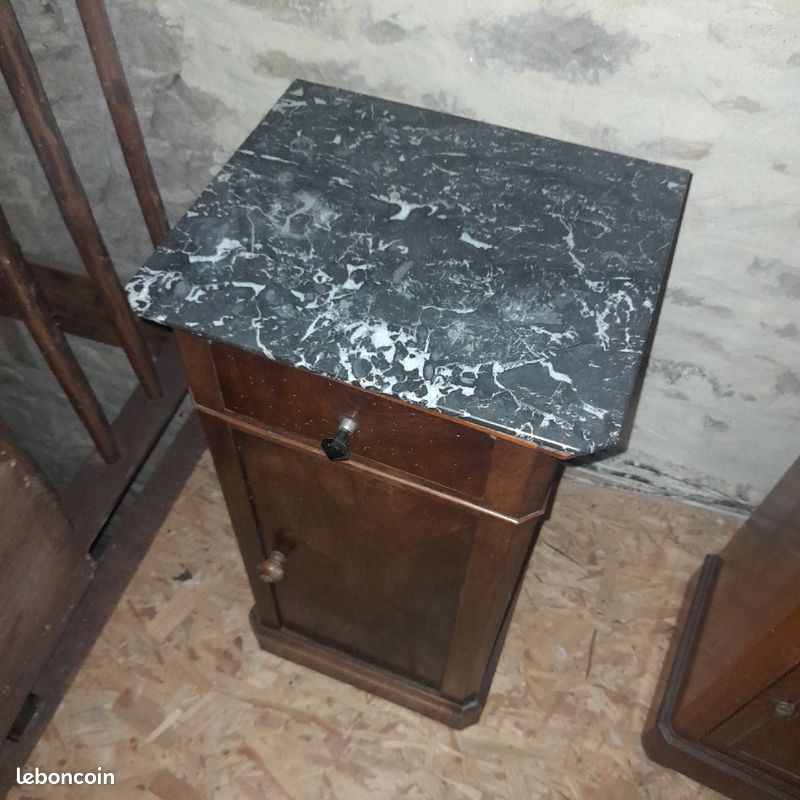 Table de chevet (image 2)