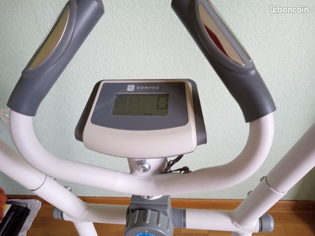 Vélo elliptique VE 200 Domyos bleu Sport Plein air