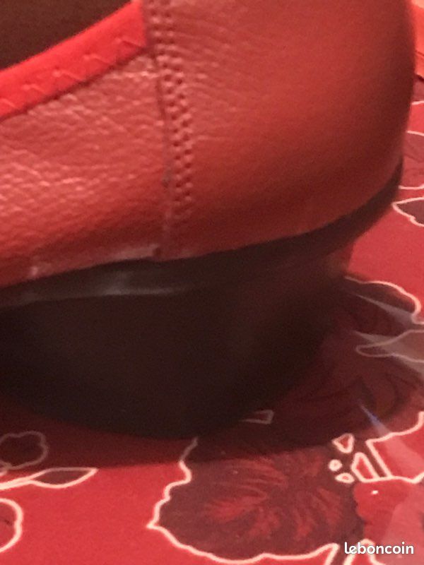 Vends chaussures neuves (image 3)