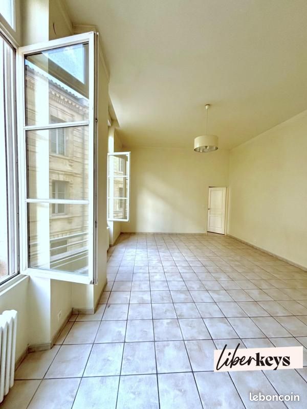 Appartement 2 pièces 58 m² · à Bordeaux · 58 m² · 287 000 €