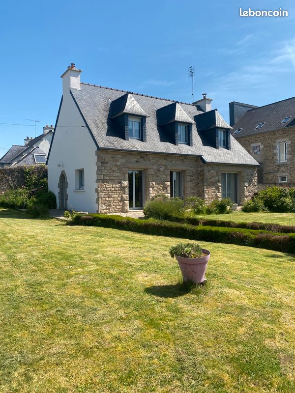 Maison 6 pièces 134 m² · à Callac · 134 m² · 170 000 €