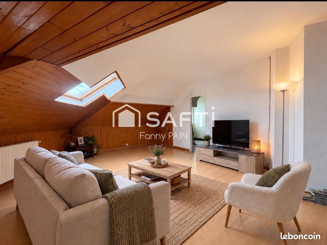 Appartement 3 pièces 77 m² · à Saint-Pierre-des-Corps · 77 m² · 99 000 €