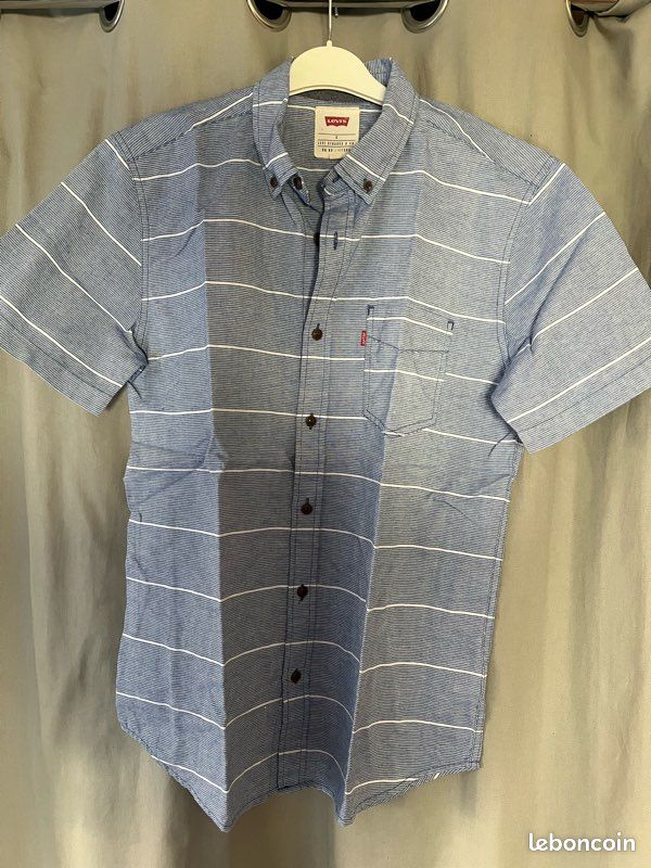 Chemise Levi's Oversized à Rayures Bleu Clair Et Blanc - Taille S - Coton - Occasion Très Bon état