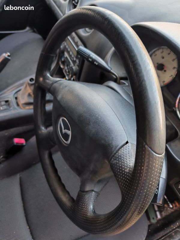 Volant Mazda MX5 (image 2)