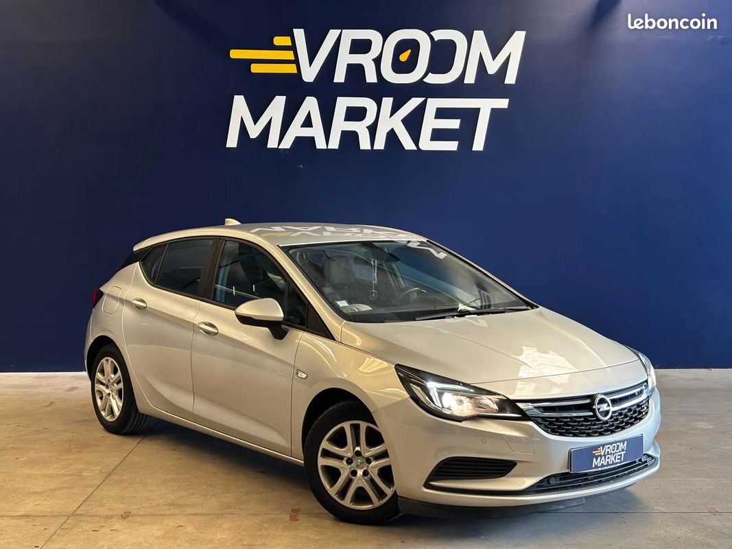 OPEL Astra 1.6 D 110ch Business Connect - 2017- CarPlay - Suivi complet (image 1)