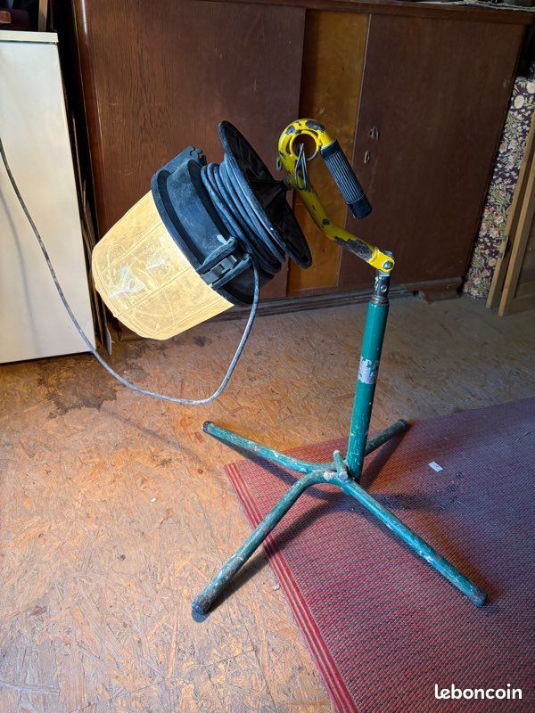 Projecteur MACC sur pied – lampe rasante peintre / plaquiste (image 2)