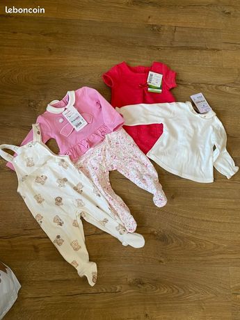 Lot vêtements bébé fille 6 mois