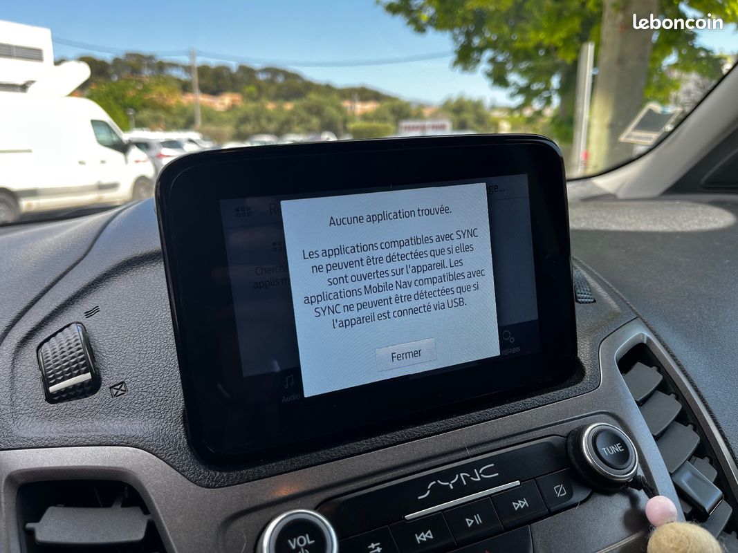 FORD TRANSIT CONNECT KOMBI VAN E85 L1 1.0 E100 Active - Carplay - Caméra de recul (image 26)