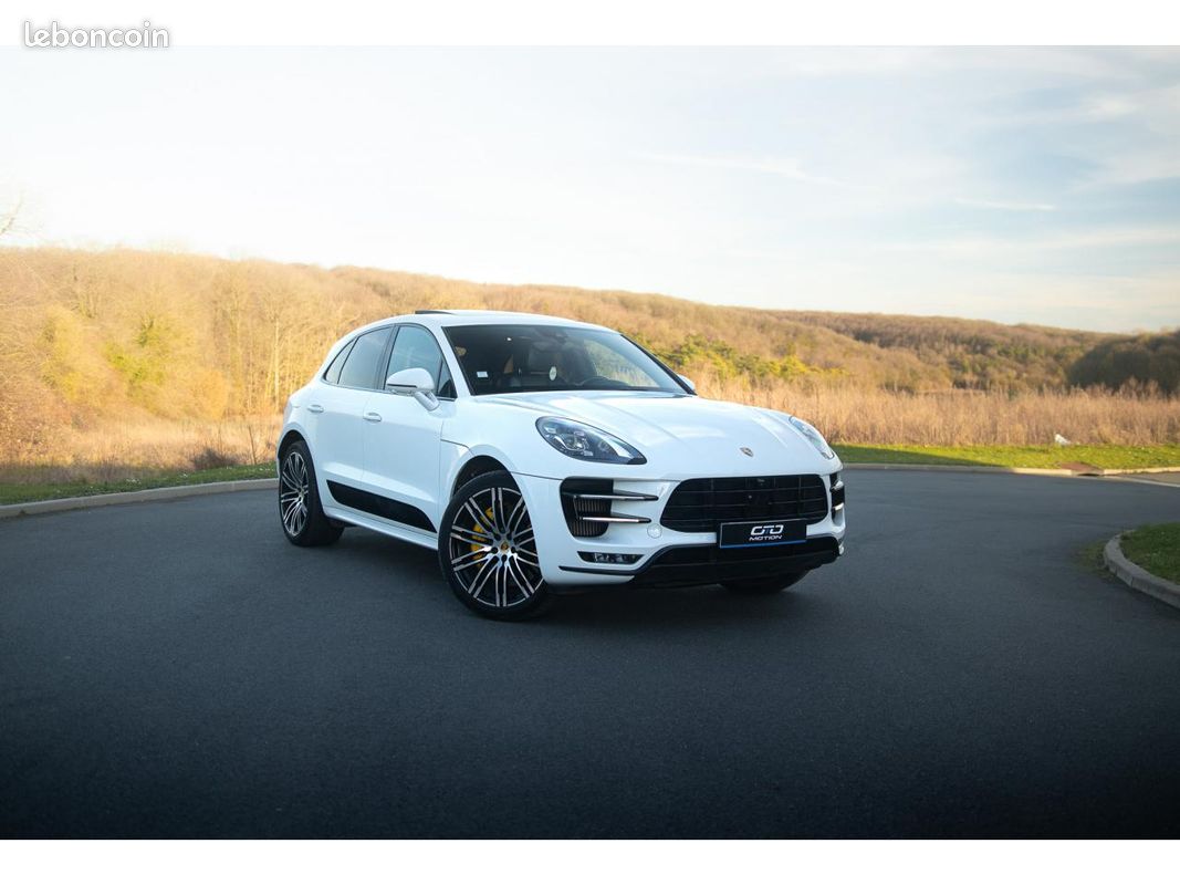 PORSCHE MACAN Turbo Pack Performance 440ch 3.6i V6 - 440 - BV PDK TYPE 95B (image 1)