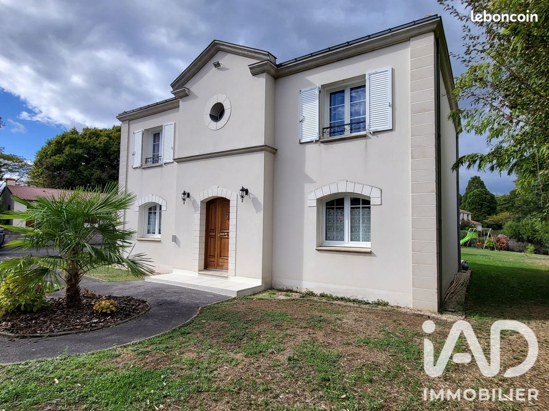 Maison 6 pièces 172 m² · à Bouguenais · 172 m² · 489 500 €