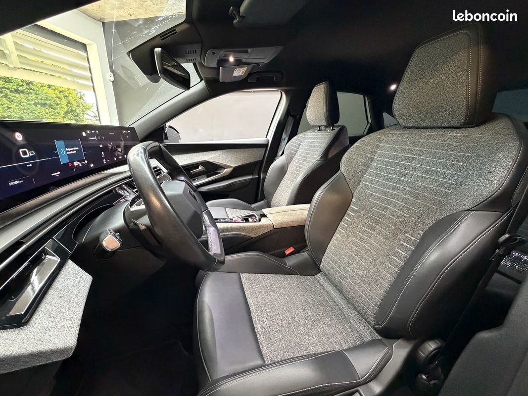 Peugeot 3008 III Hybrid 136 Allure (image 10)
