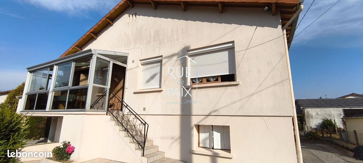 Maison 8 pièces 133 m² · à Châtillon-sur-Thouet · 133 m² · 139 000 €