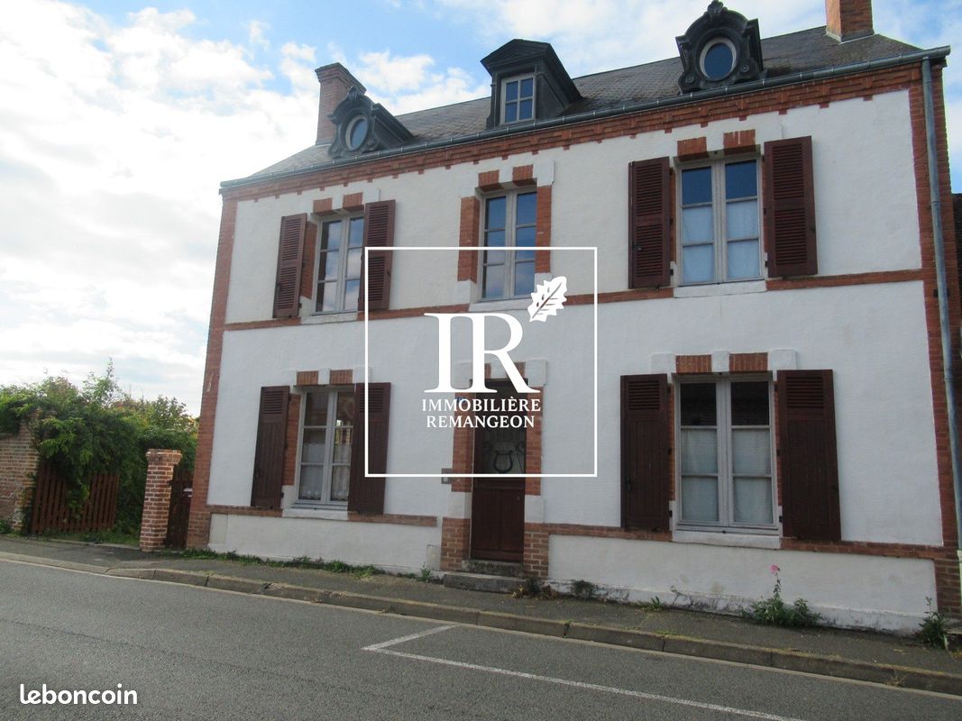 Maison 7 pièces 160 m² · à Chaumont-sur-Tharonne · 160 m² · 325 000 €