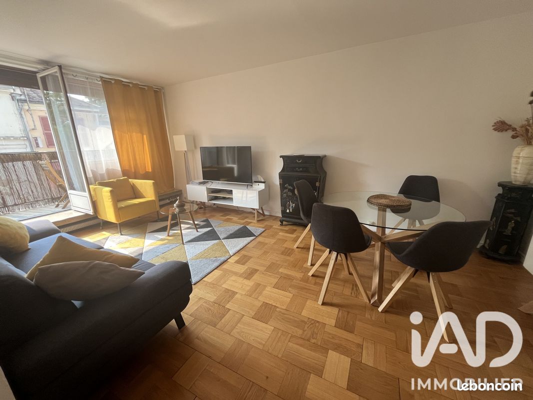 Appartement 3 pièces 63 m² · à Fontainebleau · 63 m² · 1 650 €