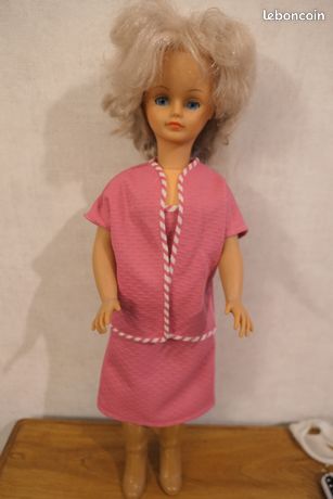 Poupee Poupon Bella De 55 Cm Vetue D'Origine Robe De Bapteme Et Bonnet