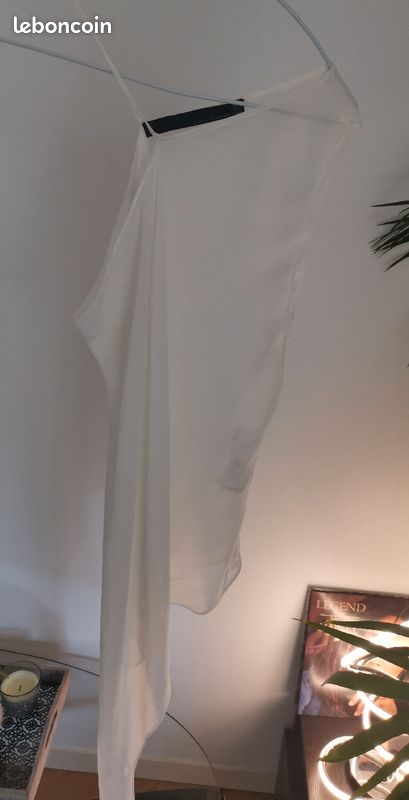 Top asymétrique en voile Zara (image 1)