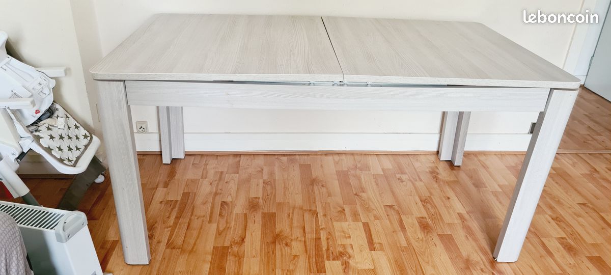 Table à manger (image 1)