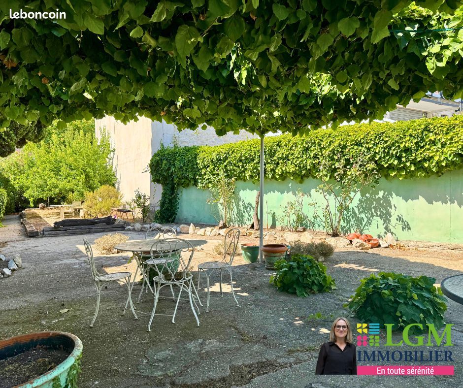 Maison 6 pièces 141 m² · à Nîmes · 141 m² · 280 000 €