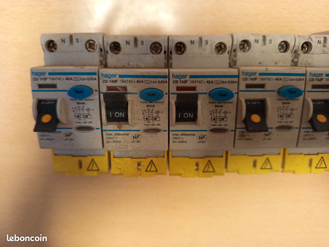Différentiel Hager 40 a (image 2)