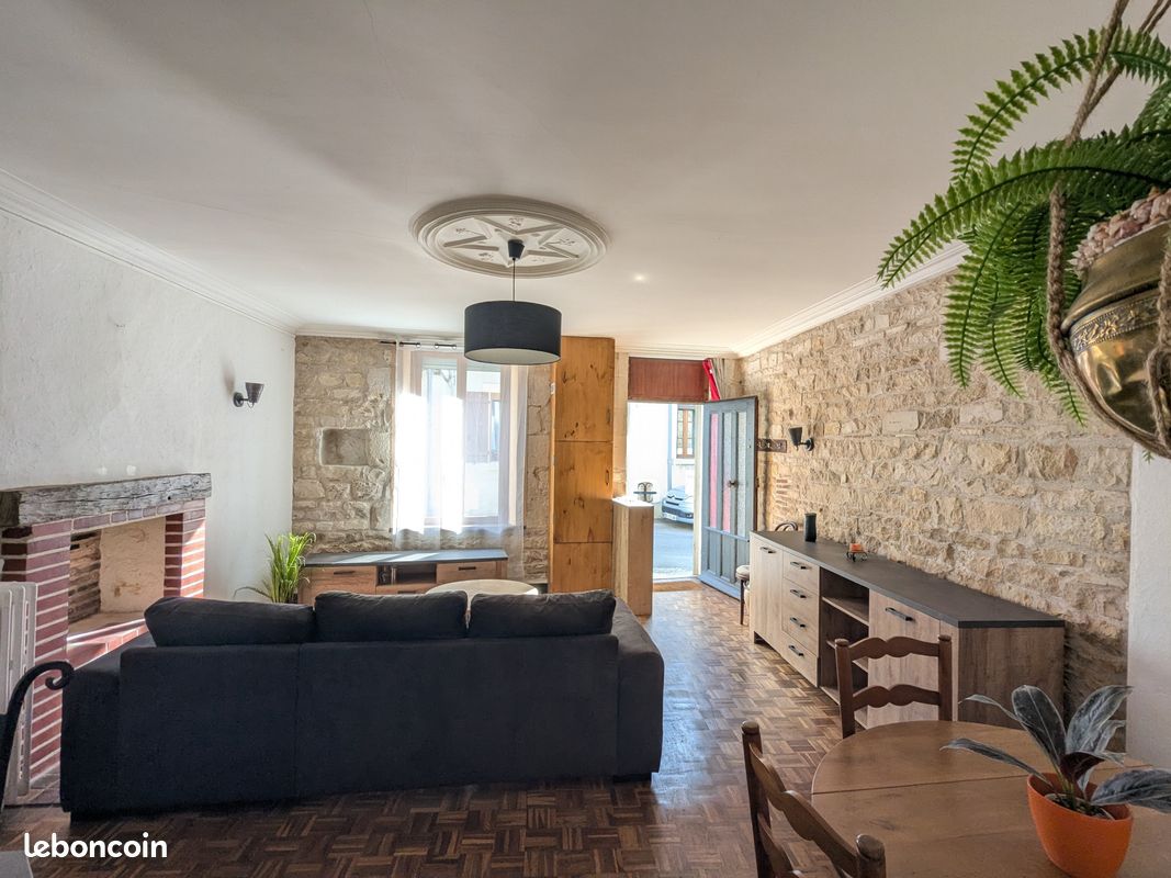 Maison 4 pièces 83 m² · à Issoudun · 83 m² · 575 €
