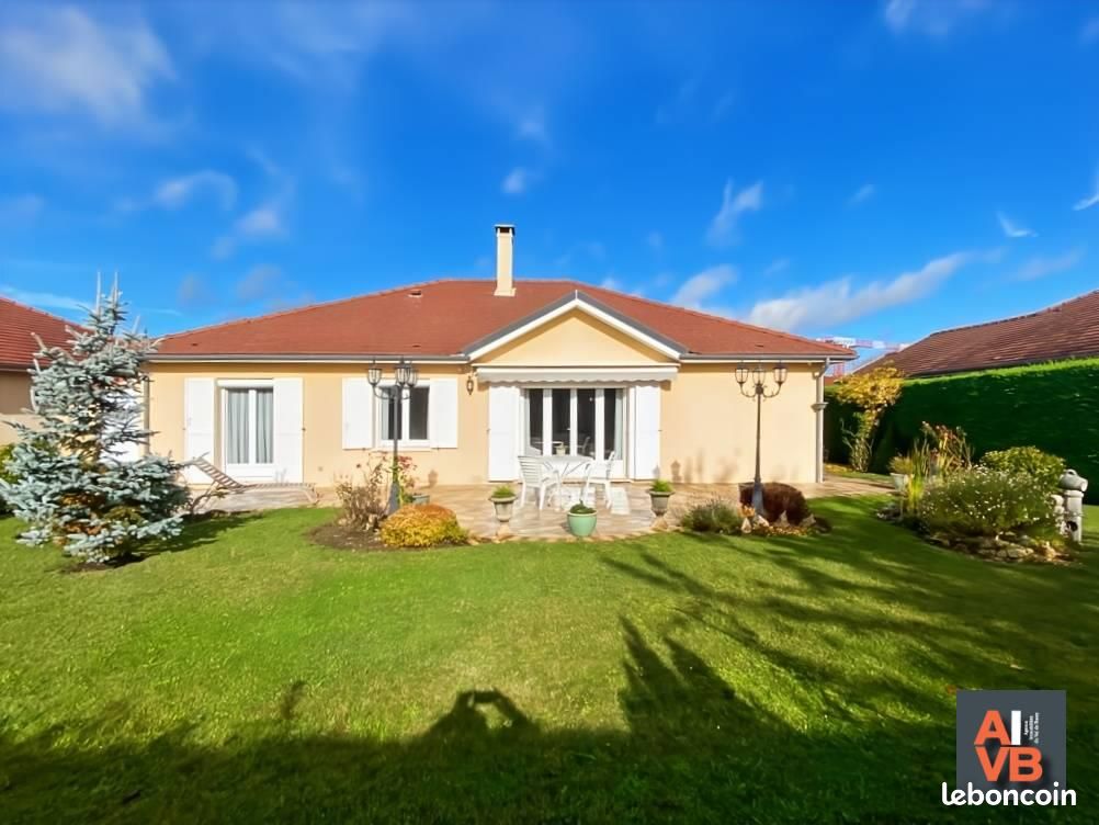 Maison 5 pièces 141 m² · à Bussy-Saint-Georges · 141 m² · 798 000 €