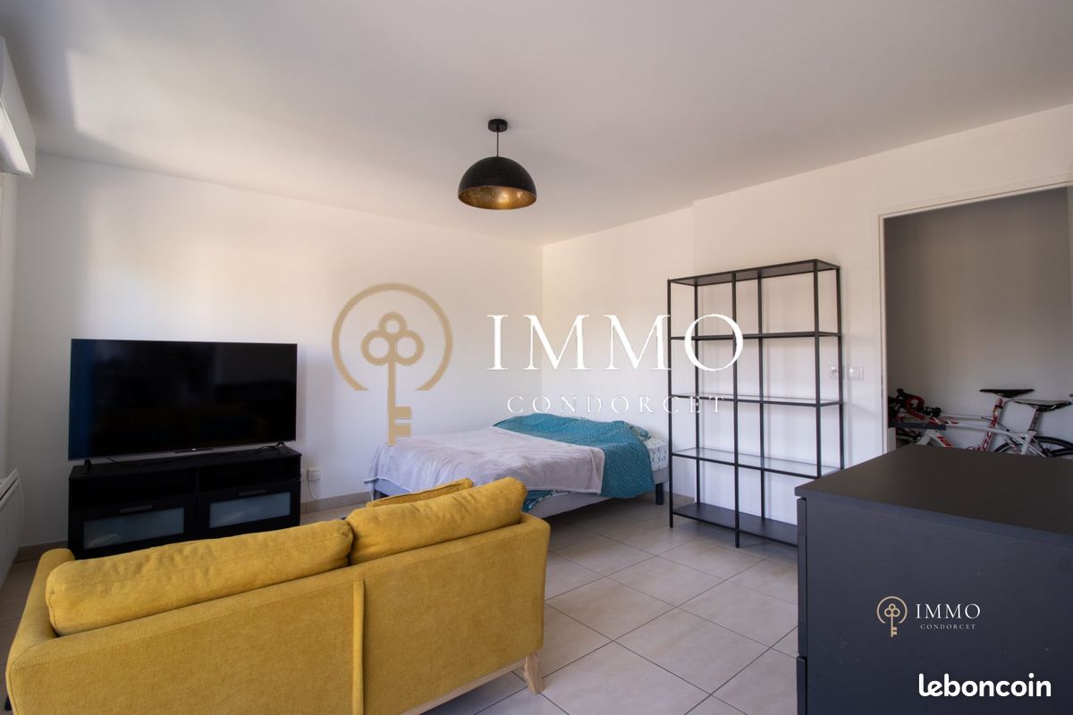Appartement 1 pièce 30 m² · à Antony · 30 m² · 900 €/mois