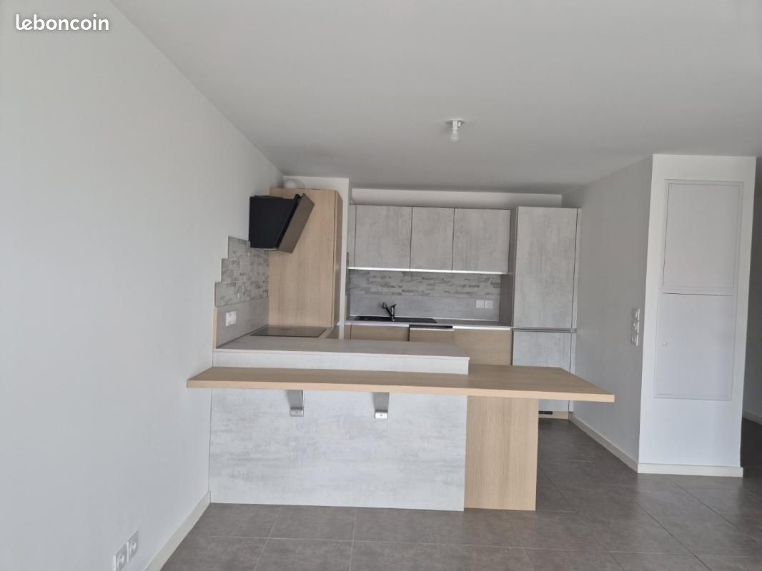 Appartement 3 pièces 61 m² · à Thonon-les-Bains · 61 m² · 1 178 €
