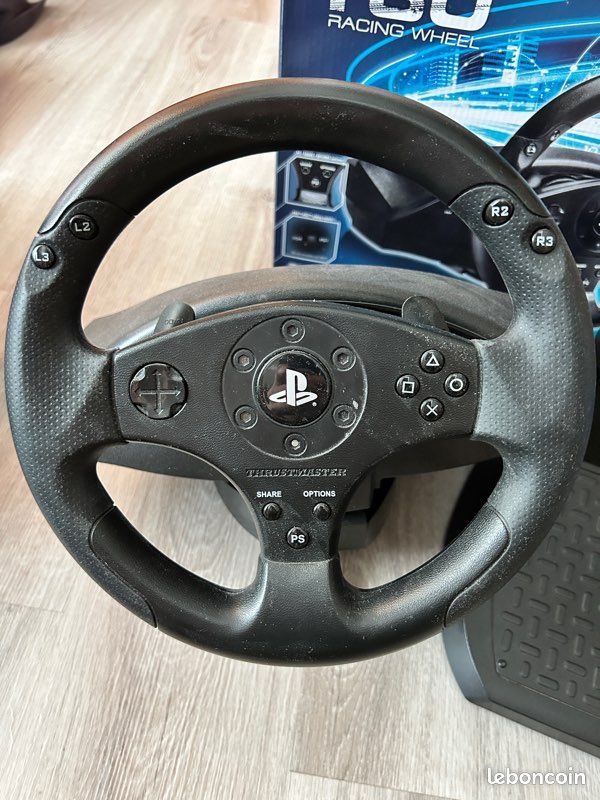 Volant et Pédales T80 (image 2)