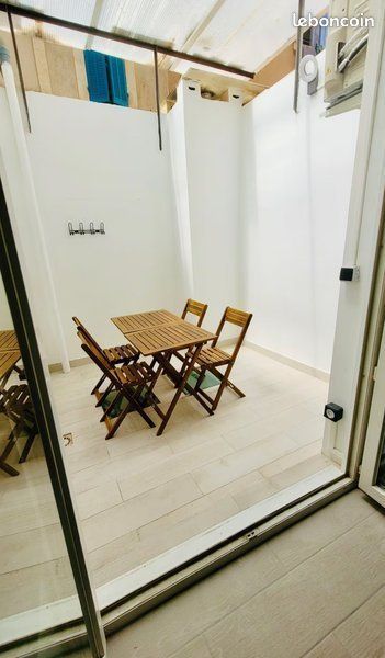 Appartement 6 pièces 100 m² · à Marseille · 100 m² · 3 800 €