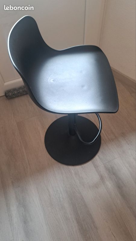 Tabourets et chaises de bar (image 1)