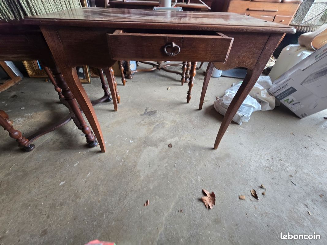 Table Louis XV (image 1)