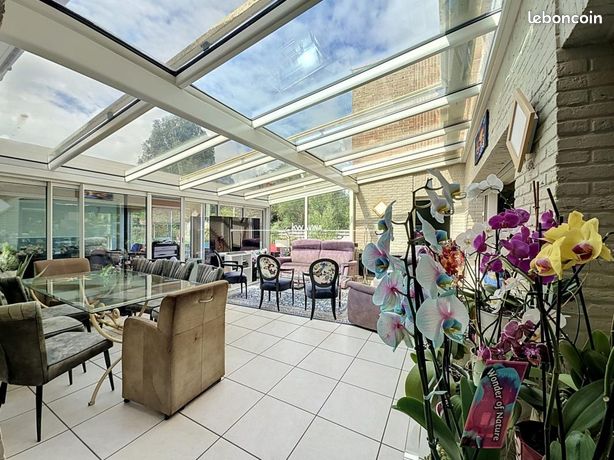 Pavillon 7 pièces 248 m²