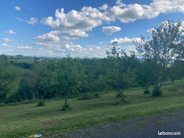 Terrain 1450m2 Yssandon