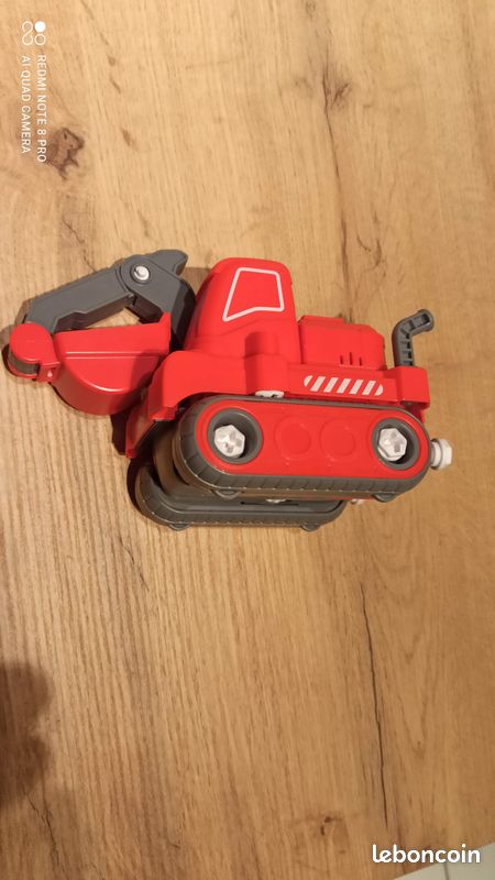 Voiture de sport télécommandée transformable - HUIXIN - Modèle robot