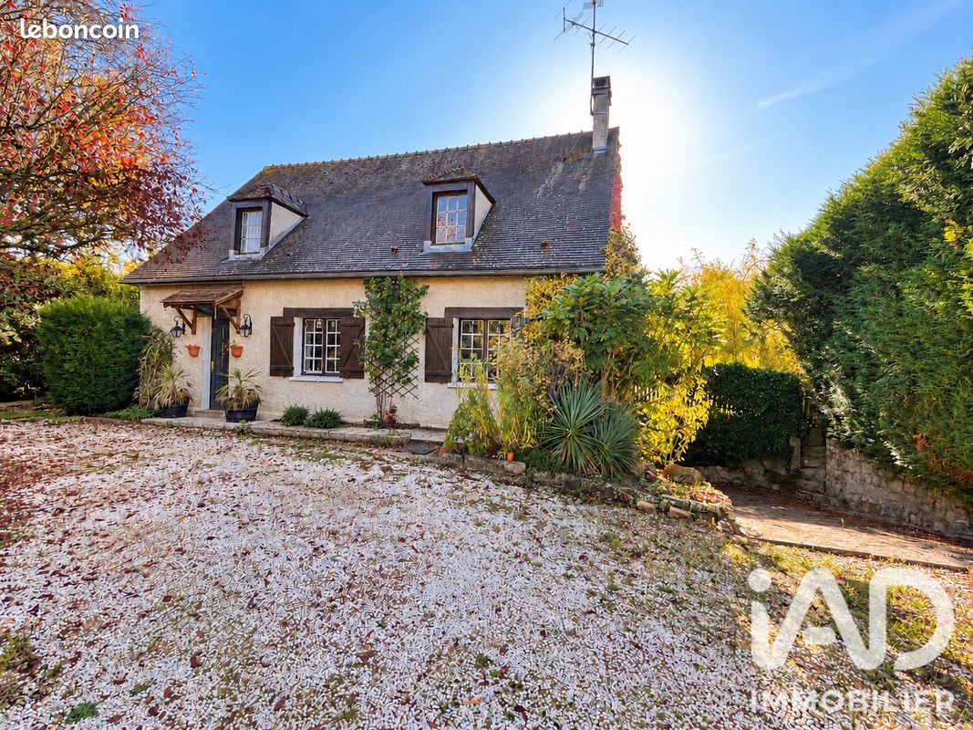 Maison 5 pièces 157 m² · à Thiers-sur-Thève · 157 m² · 399 000 €