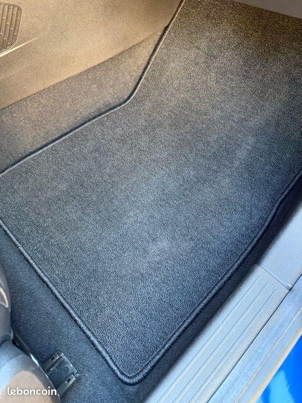 Jeu de 4 tapis Renault Clio 5 (image 1)