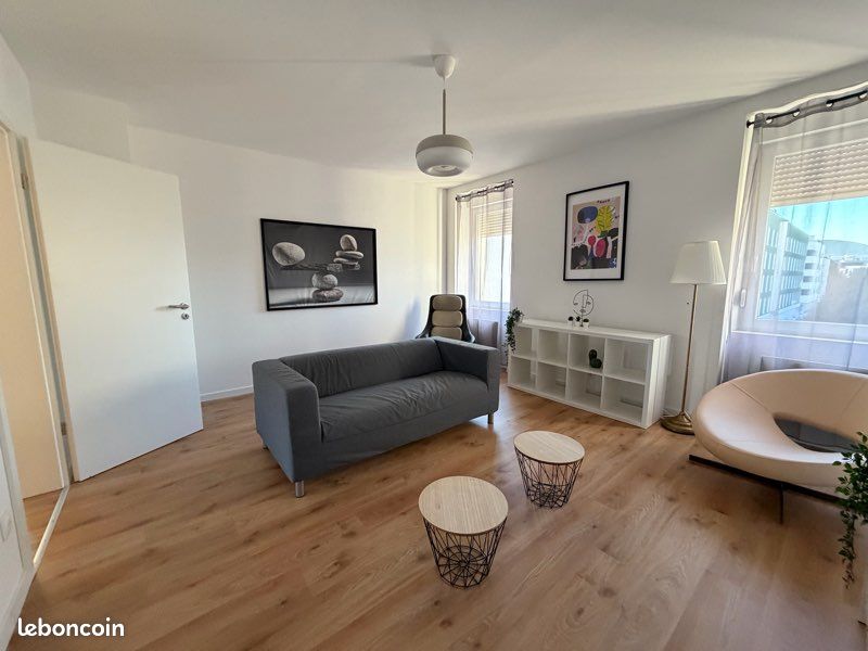 Appartement 3 pièces 70 m² · à Saint-Louis · 70 m² · 1 050 €/mois