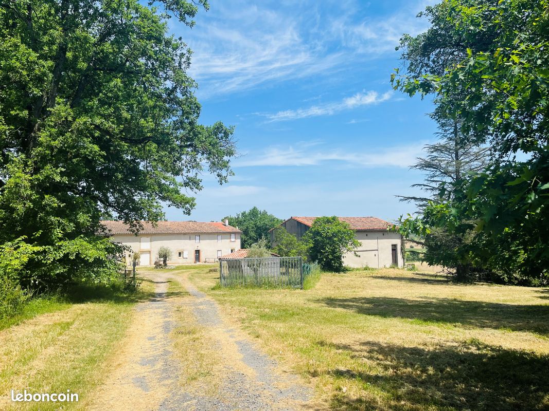 Maison 5 pièces 171 m² · à Puylaurens · 171 m² · 395 000 €