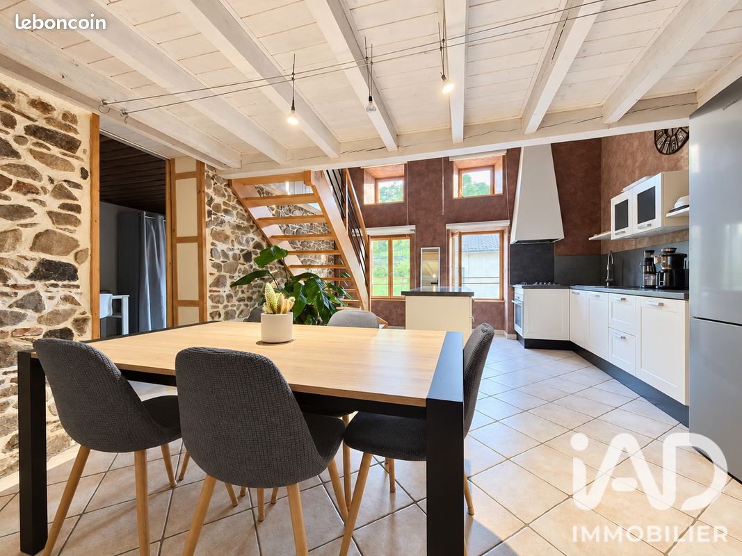 Maison 7 pièces 120 m² · à Cherier · 120 m² · 118 000 €
