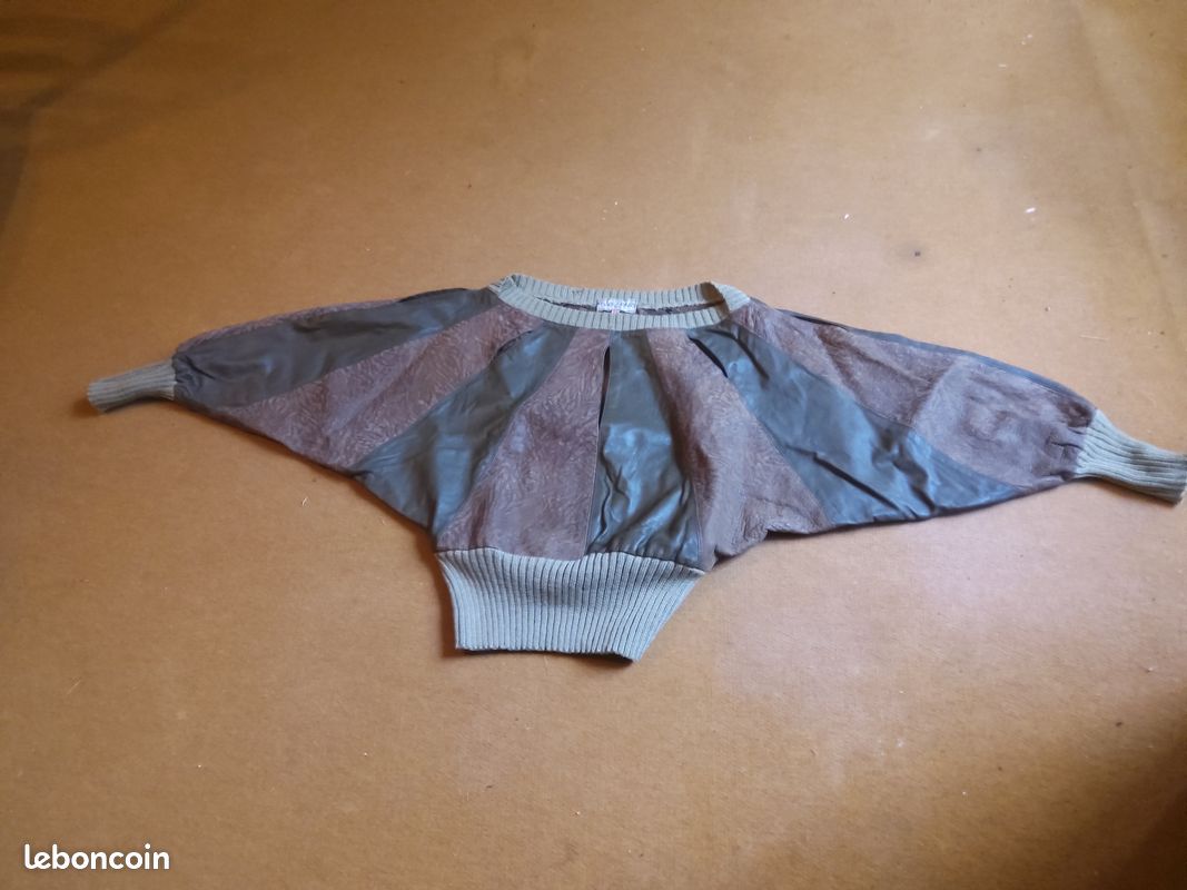 Vends pull cuir (image 1)