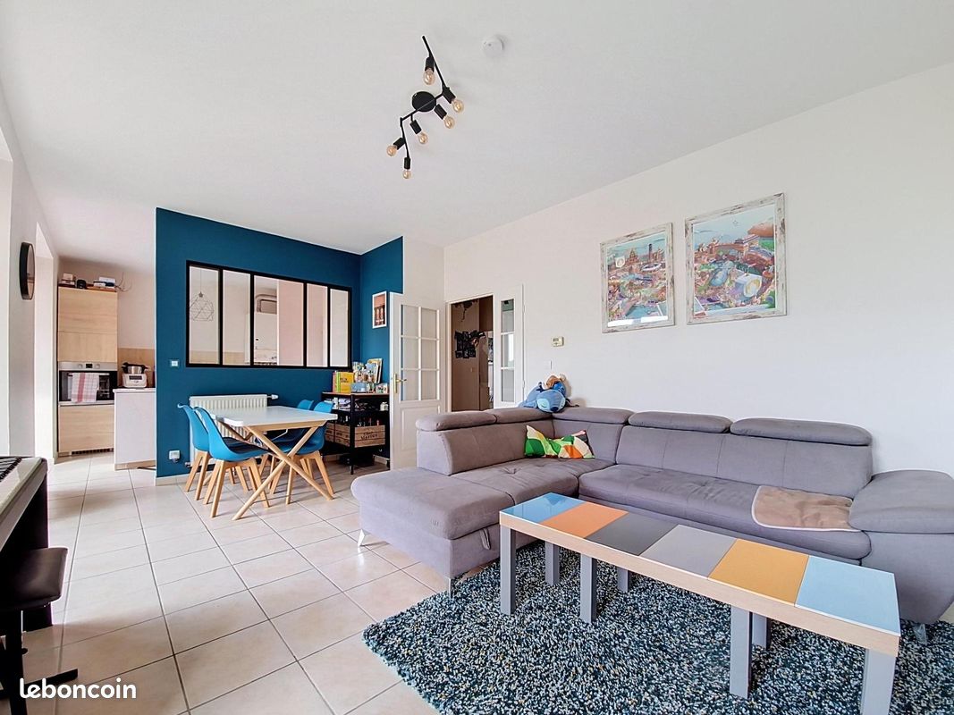 Appartement 3 pièces 66 m² · à Dijon · 66 m² · 890 €